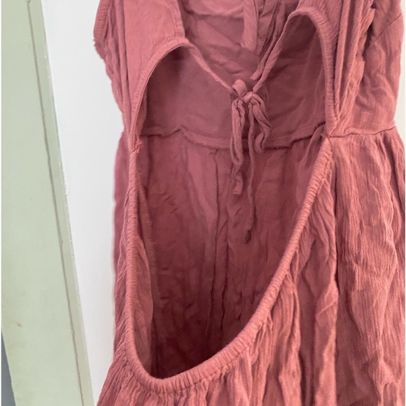 beachy mini dress open back - Picture 4 of 4